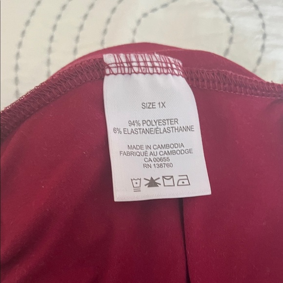 ActiveZone USA High Waist Shorts-Beautiful burgundy color- So soft - Picture 3 of 6